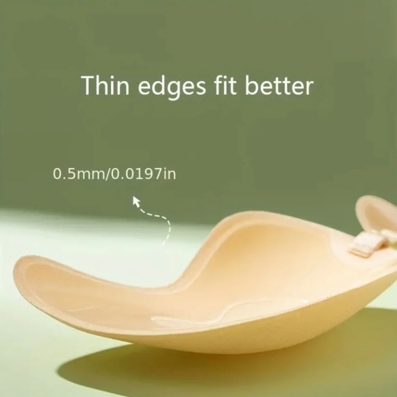 Pair of Invisible Strapless Bras , Self-Adhesive Backless Reusable Push-up Bras - Picture 5 of 10